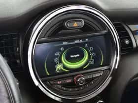 MINI Cooper S (2018) thumbnail 13
