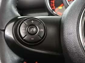 MINI Cooper S (2018) thumbnail 28