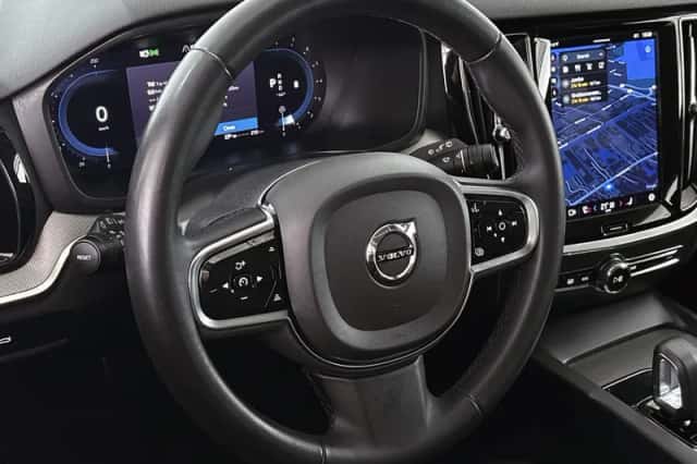 Volvo V60 (2023) thumbnail 12