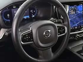 Volvo V60 (2023) thumbnail 12