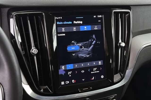 Volvo V60 (2023) thumbnail 25