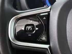 Volvo V60 (2023) thumbnail 30