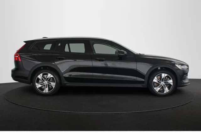 Volvo V60 (2023) thumbnail 33
