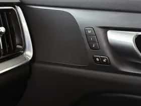 Volvo V60 (2023) thumbnail 36