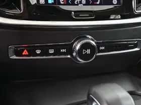 Volvo V60 (2023) thumbnail 42