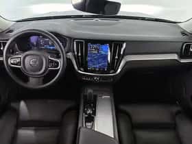 Volvo V60 (2023) thumbnail 7
