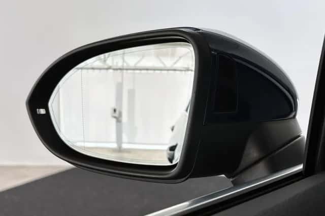Volkswagen Passat (2020) thumbnail 28
