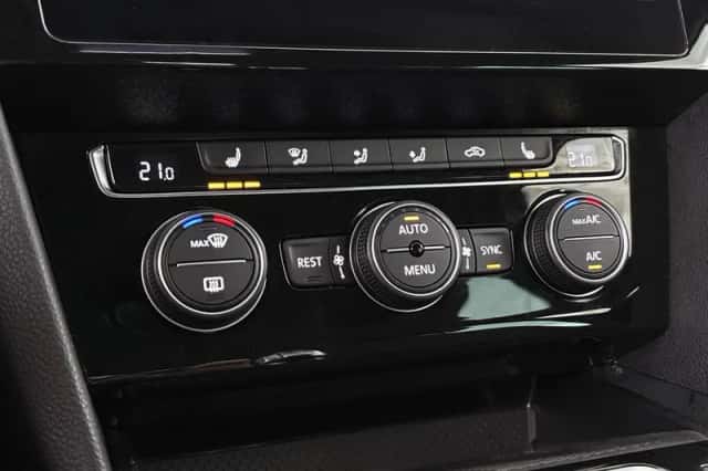 Volkswagen Passat (2020) thumbnail 38