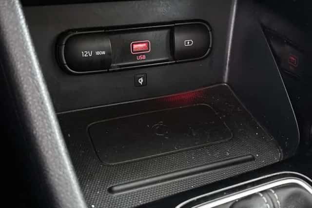 Kia Niro (2021) thumbnail 35