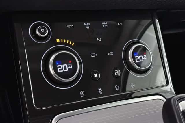 Land Rover Range Rover Evoque (2021) thumbnail 23