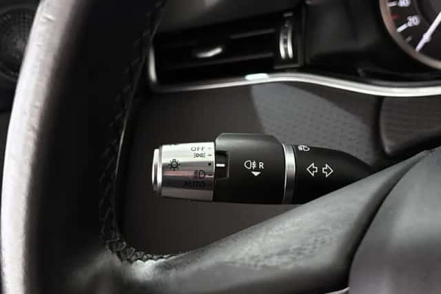 Land Rover Range Rover Evoque (2021) thumbnail 32