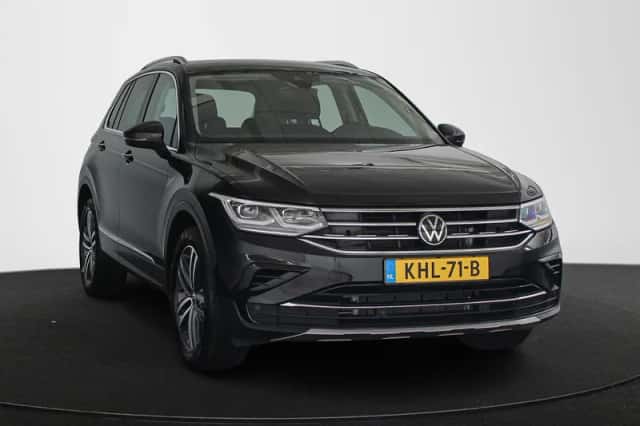 Volkswagen Tiguan (2022) thumbnail 2