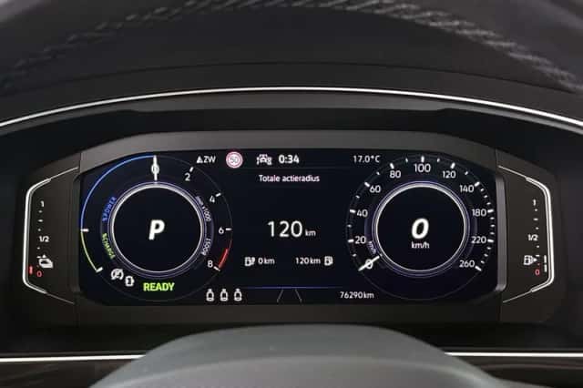 Volkswagen Tiguan (2022) thumbnail 12