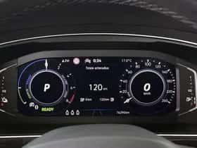 Volkswagen Tiguan (2022) thumbnail 12