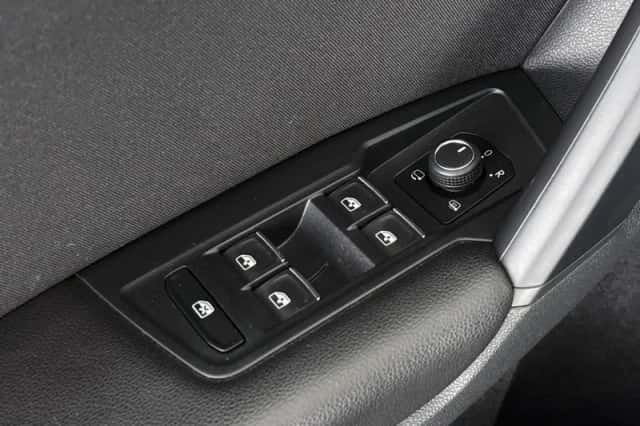 Volkswagen Tiguan (2022) thumbnail 26