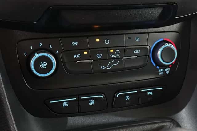 Ford Transit Connect (2023) thumbnail 21