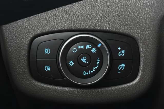 Ford Transit Connect (2023) thumbnail 24