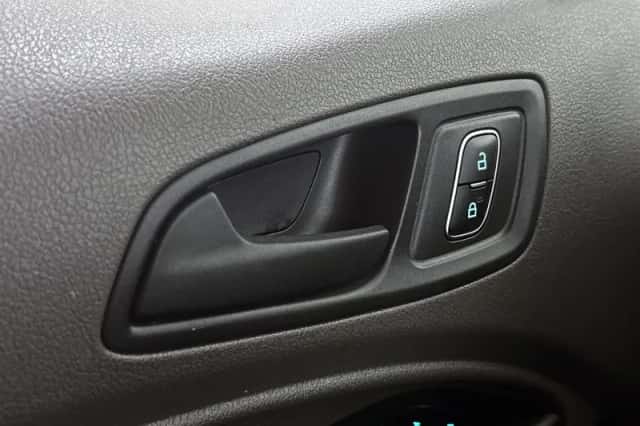Ford Transit Connect (2023) thumbnail 34