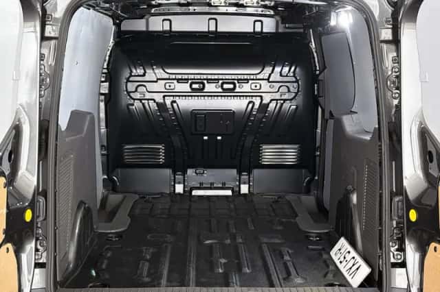 Ford Transit Connect (2023) thumbnail 8