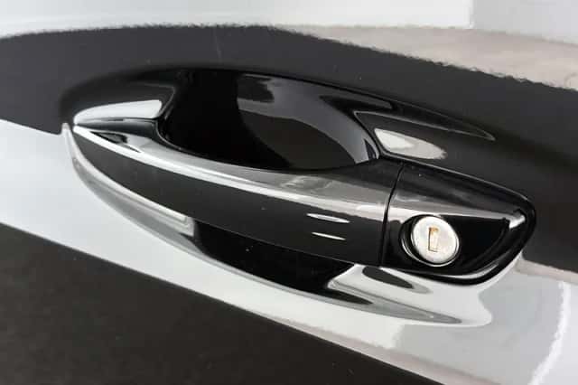 Peugeot 208 (2025) thumbnail 18