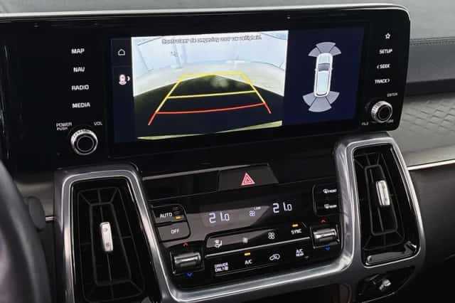 Kia Sorento (2023) thumbnail 18