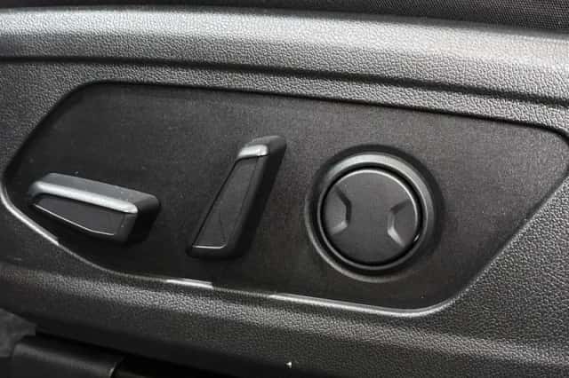 Kia Sorento (2023) thumbnail 20