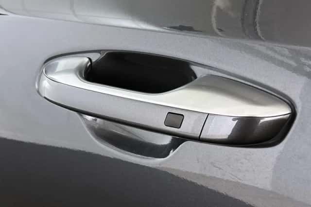Kia Sorento (2023) thumbnail 22