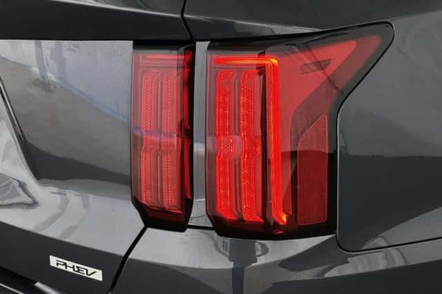 Kia Sorento (2023) thumbnail 25