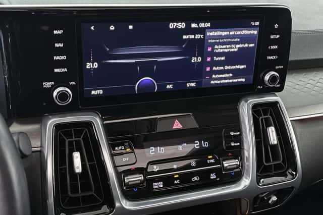 Kia Sorento (2023) thumbnail 28