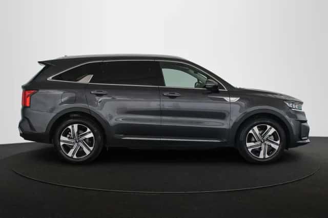 Kia Sorento (2023) thumbnail 37