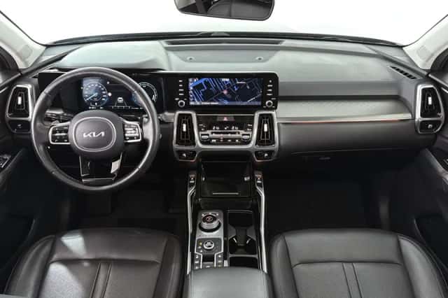 Kia Sorento (2023) thumbnail 38