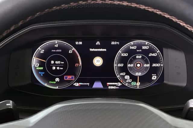 CUPRA Leon Sportstourer (2023) thumbnail 11
