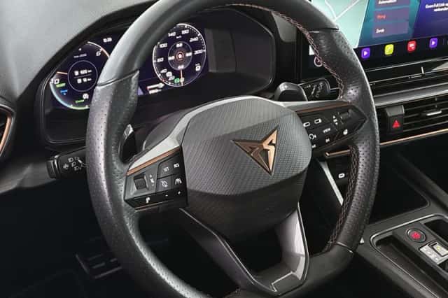 CUPRA Leon Sportstourer (2023) thumbnail 12