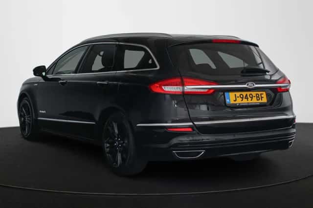 Ford Mondeo (2020) thumbnail 4