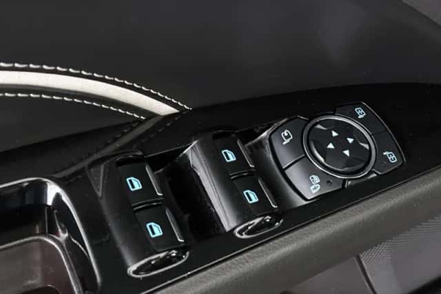 Ford Mondeo (2020) thumbnail 31