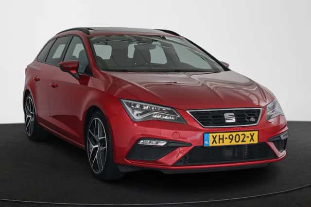 SEAT Leon (2019) thumbnail 2