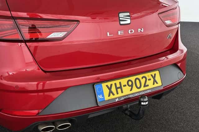 SEAT Leon (2019) thumbnail 11