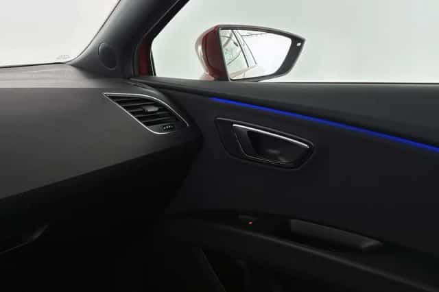 SEAT Leon (2019) thumbnail 33