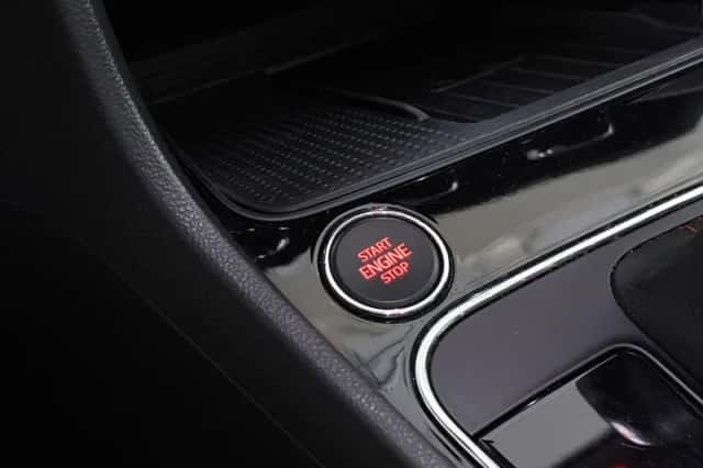 SEAT Leon (2019) thumbnail 35