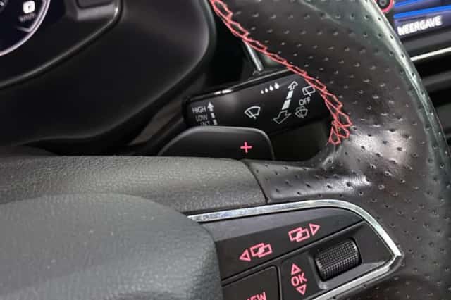 SEAT Leon (2019) thumbnail 36