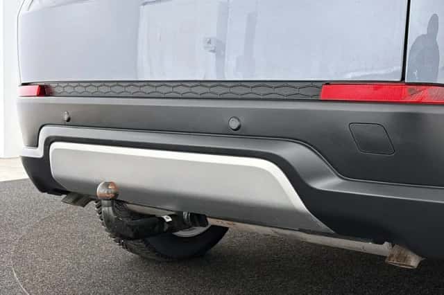 Land Rover Discovery Sport (2021) thumbnail 11