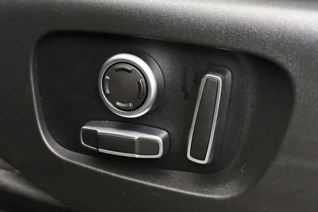 Land Rover Discovery Sport (2021) thumbnail 19