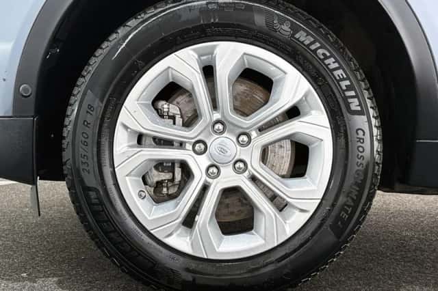 Land Rover Discovery Sport (2021) thumbnail 25