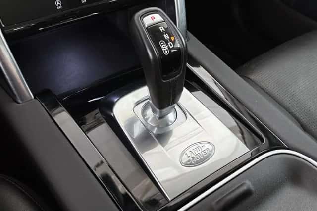 Land Rover Discovery Sport (2021) thumbnail 30