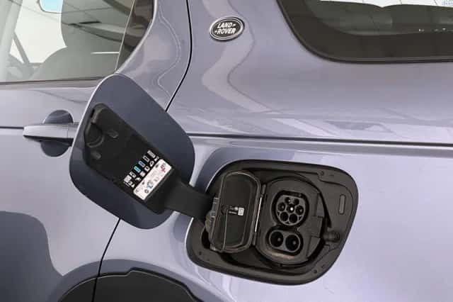Land Rover Discovery Sport (2021) thumbnail 33