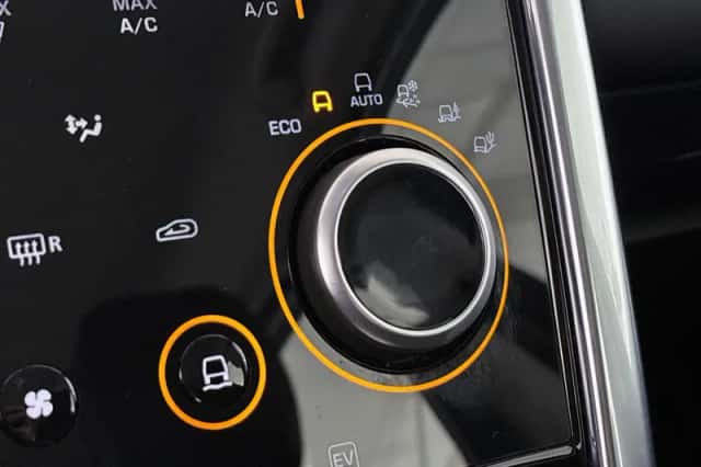Land Rover Discovery Sport (2021) thumbnail 42