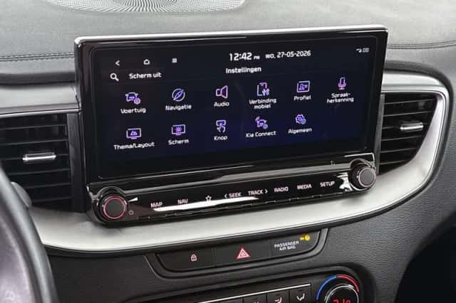 Kia Ceed (2023) thumbnail 12