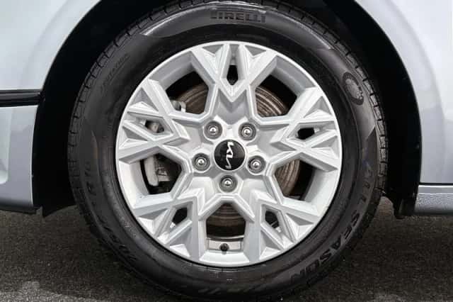 Kia Ceed (2023) thumbnail 19