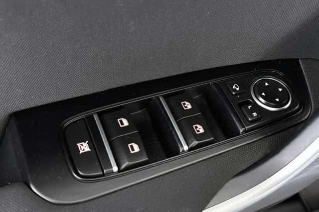 Kia Ceed (2023) thumbnail 25