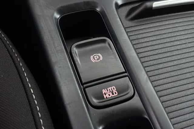Kia Ceed (2023) thumbnail 31